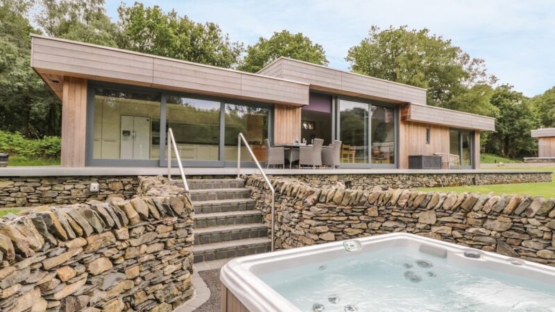 NEDDY CUT, cabin with a private hot tub