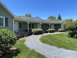 Inn at Huntingfield Creek place picture