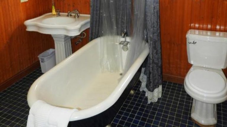 Champaign Garden Inn