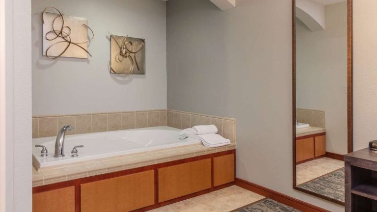 Copperleaf Boutique Hotel & Spa