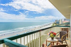 Oceanfront hotel - jacuzzi hotel room