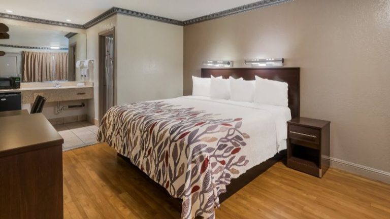 Red Roof Inn Stockton
