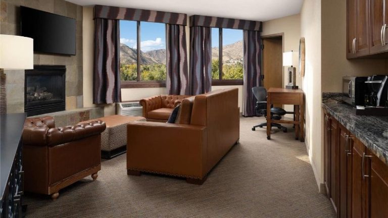 The Golden Hotel, Ascend Hotel Collection