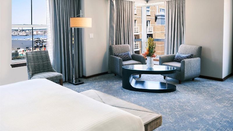 Battery Wharf Hotel, Boston Waterfront, room with private jacuzzi, photo 5