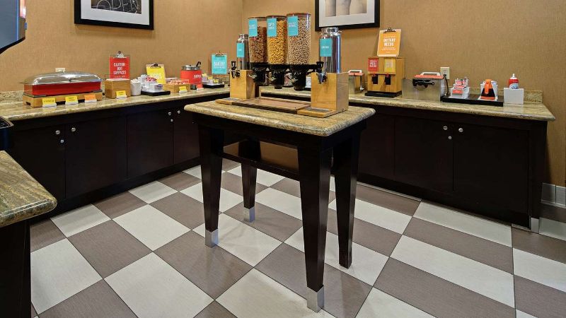 Hampton Inn & Suites Bremerton, photo 6