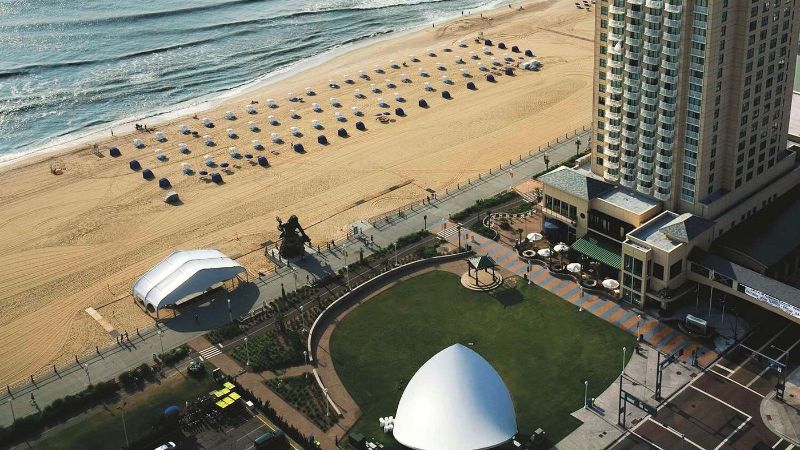 Hilton Virginia Beach Oceanfront, room with private jacuzzi, photo 7