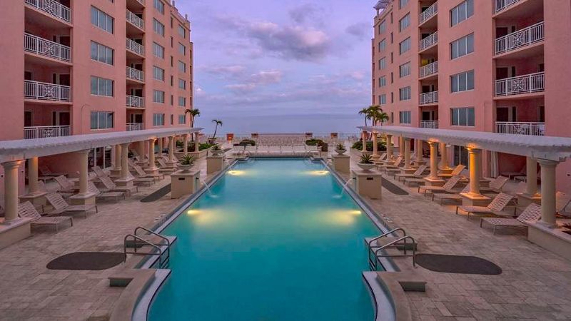 Hyatt Regency Clearwater Beach Resort & Spa, room with private jacuzzi, photo 8
