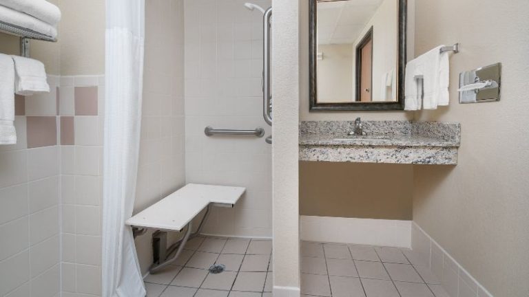 AmericInn by Wyndham Fort Dodge