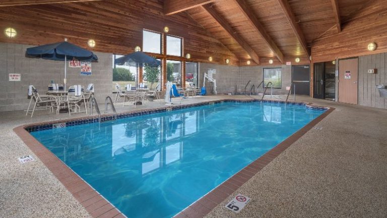 AmericInn by Wyndham Fort Dodge
