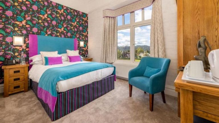 Applegarth Villa Hotel & Restaurant