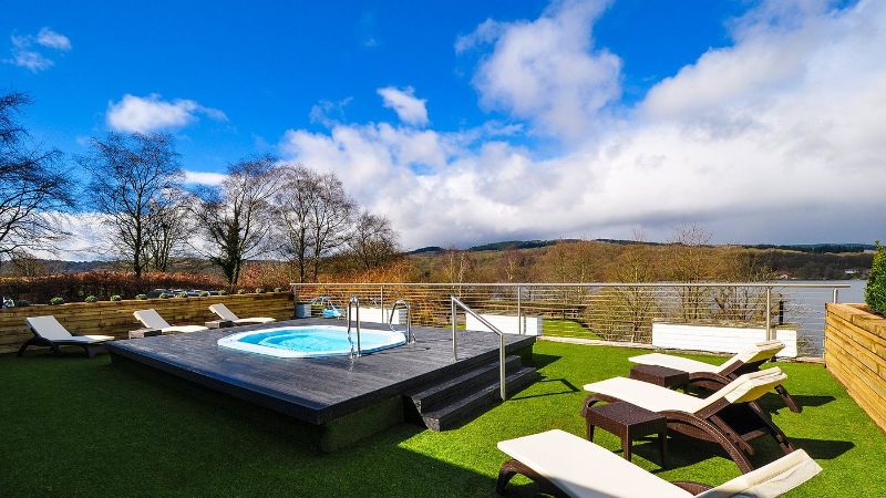 Beech Hill Hotel & Spa, room with private jacuzzi, photo 7