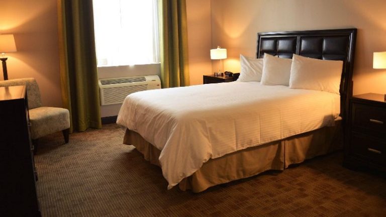Belvedere Inn