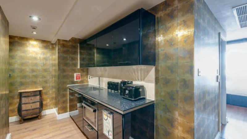 Boutique 56, room with private jacuzzi, photo 6