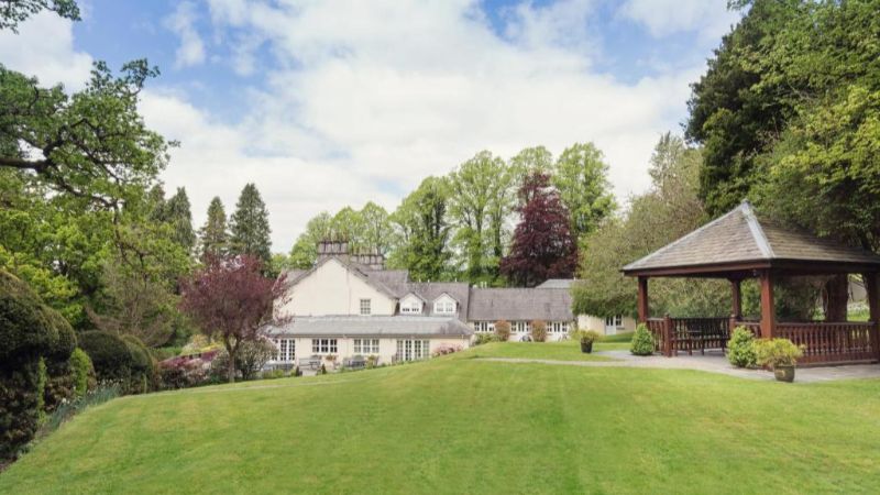 Briery Wood Country House Hotel, room with private jacuzzi, photo 6