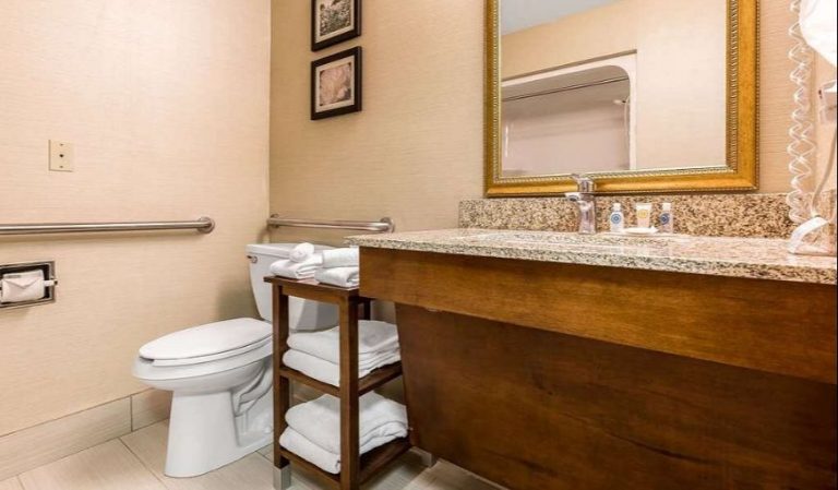Comfort Inn & Suites Mishawaka-South Bend