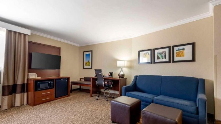Comfort Suites Elizabethtown