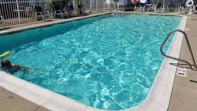 Country Inn & Suites by Radisson, Lake George Queensbury, NY