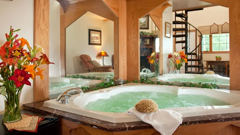 HideAway Country Inn