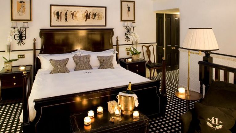 Hotel 41