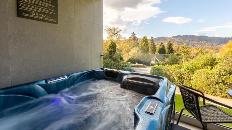 Lakes Hotel and Spa