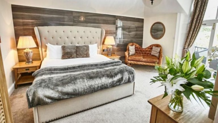 Lakes Hotel and Spa