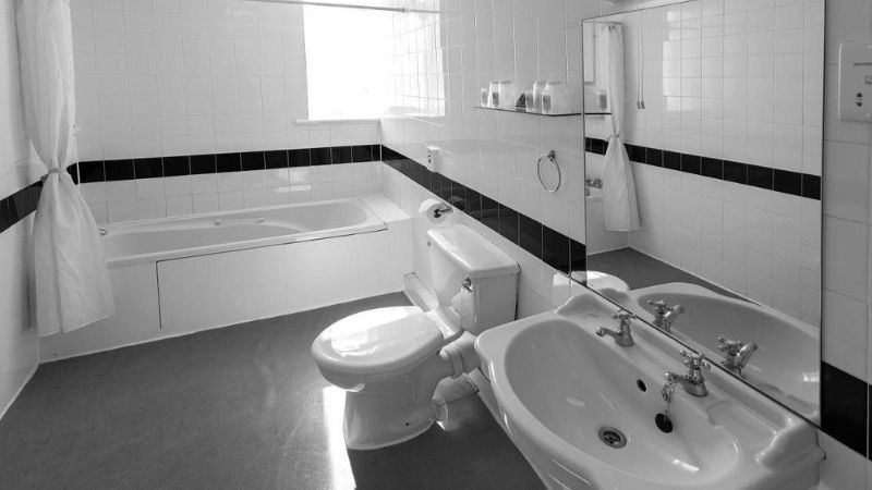 Prince of Wales Hotel Southport, room with private jacuzzi, photo 1