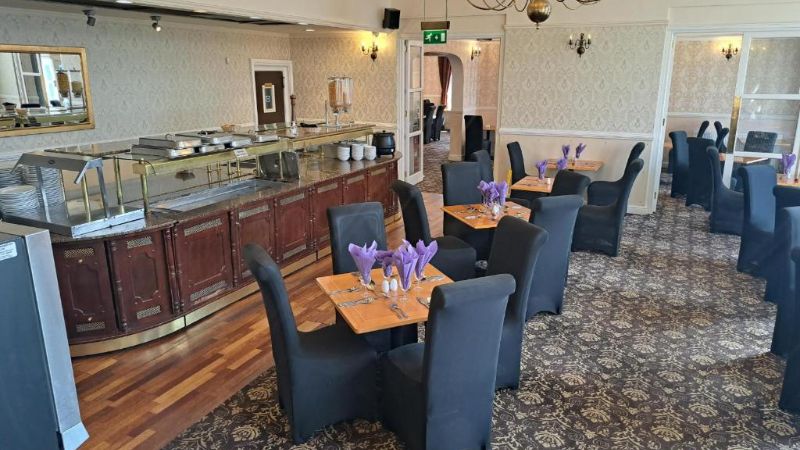 Prince of Wales Hotel Southport, room with private jacuzzi, photo 7