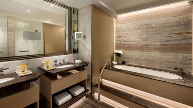 Shangri-La The Shard, London