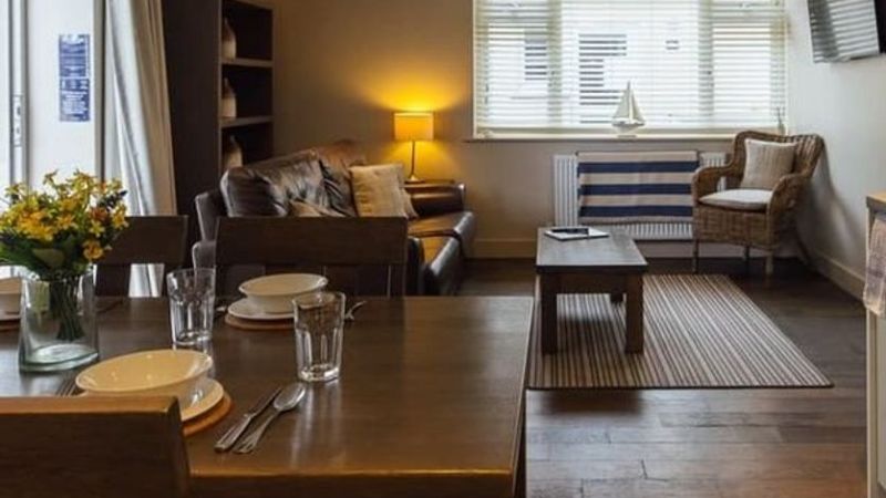St Brides Spa Hotel, room with private jacuzzi, photo 5