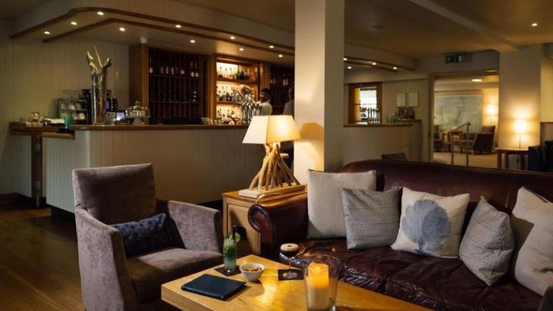 St Brides Spa Hotel, room with private jacuzzi, photo 7