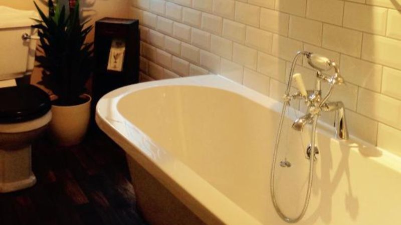 The Old Registry, room with private jacuzzi, photo 2