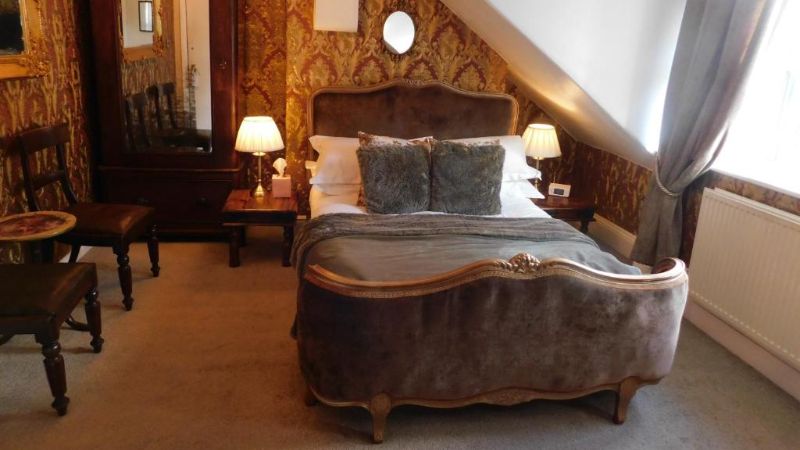 The Old Registry, room with private jacuzzi, photo 6