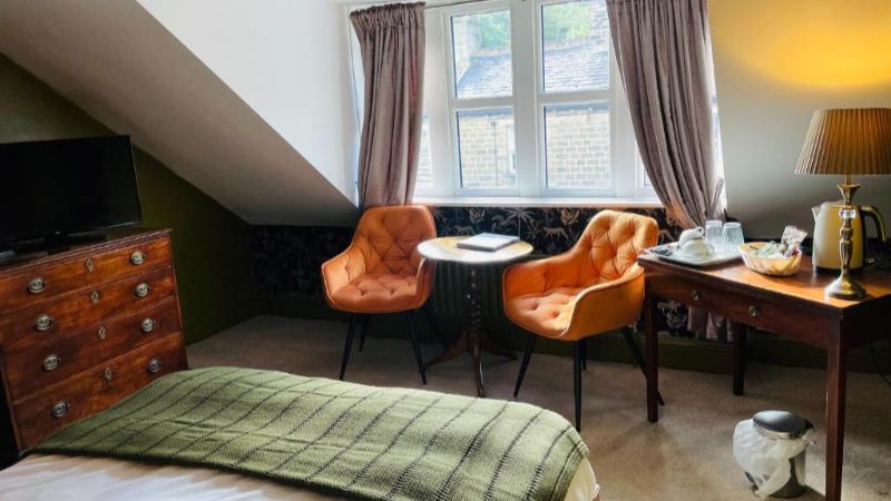 The Old Registry, room with private jacuzzi, photo 7
