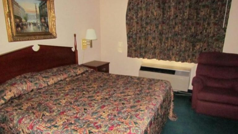 Western Inn & Suite Hampton