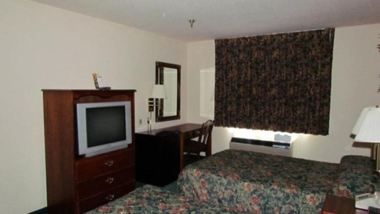 Western Inn & Suite Hampton