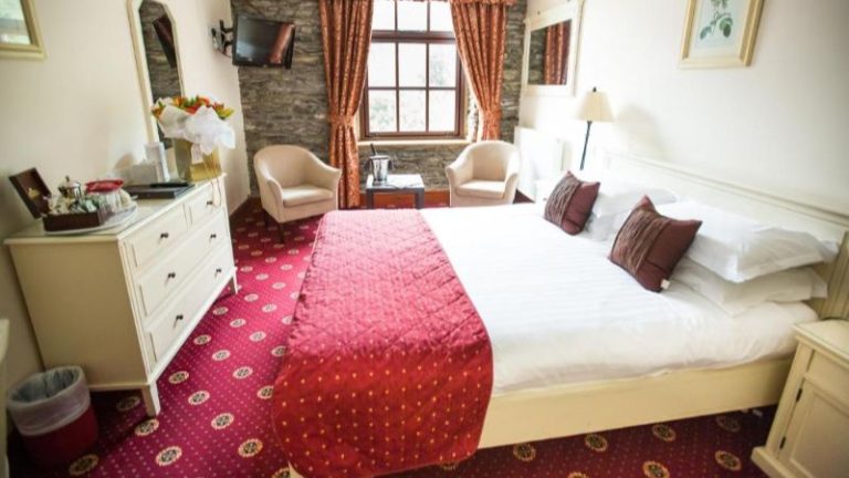 Whitewater Hotel & Leisure Club