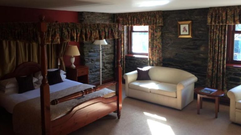 Whitewater Hotel & Leisure Club
