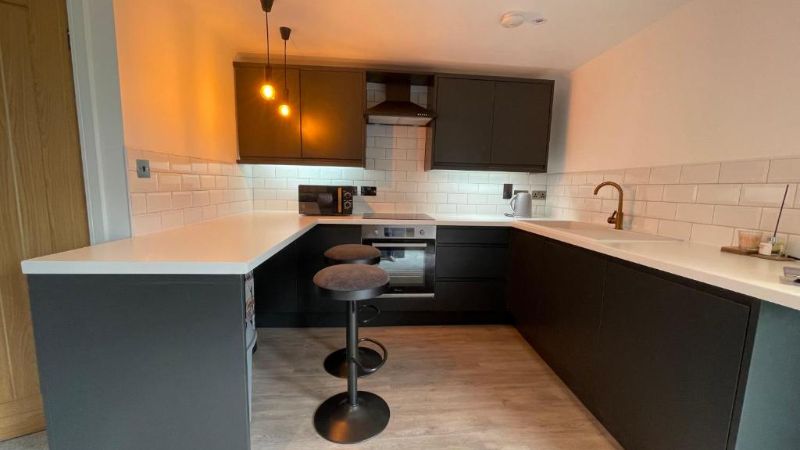 Woodroyd Apartments, room with private jacuzzi, photo 7
