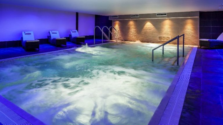 Daffodil Hotel & Spa