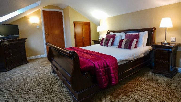 Gomersal Park Hotel