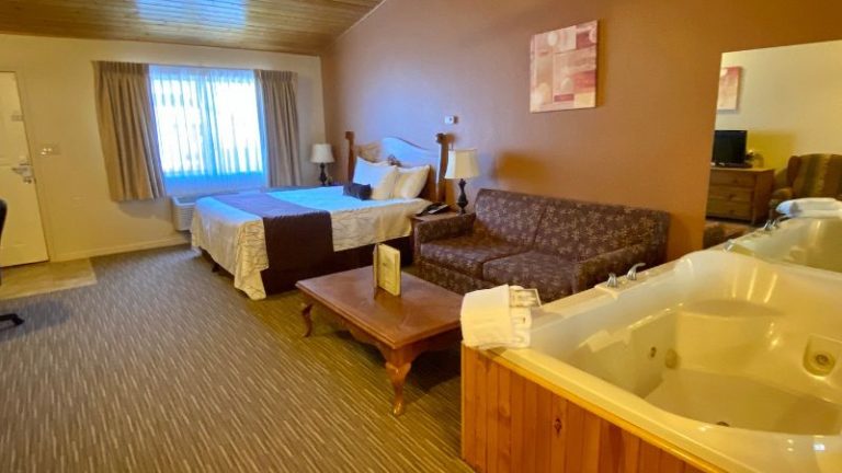 Majestic Mountain Inn