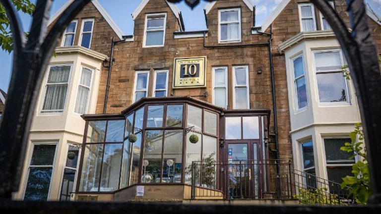 Number 10 Hotel