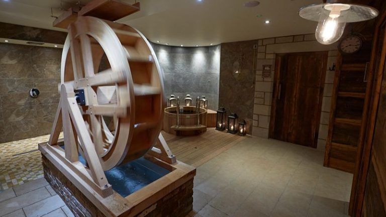 Three Horseshoes Country Inn & Spa