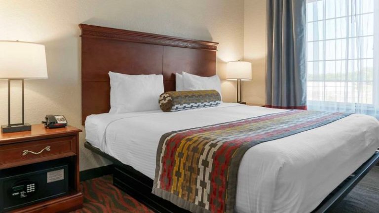 Best Western Executive Inn