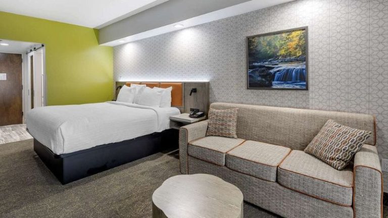 Best Western Plus Apple Valley Lodge Pigeon Forge