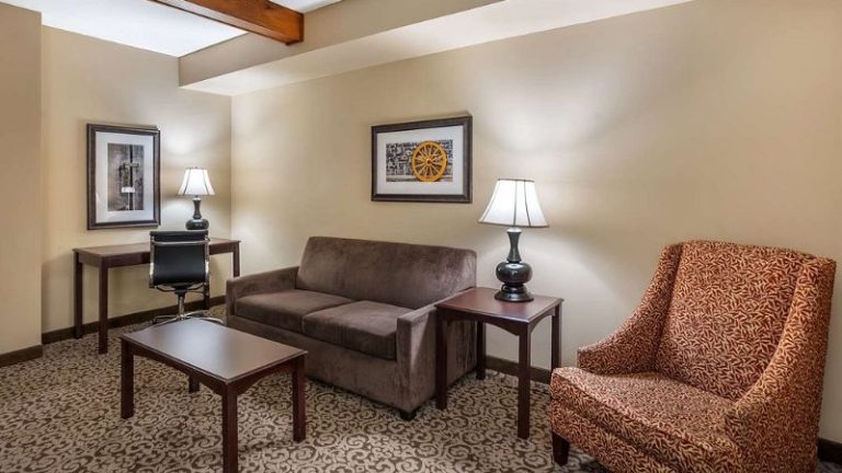Best Western Plus Intercourse Village Inn & Suites