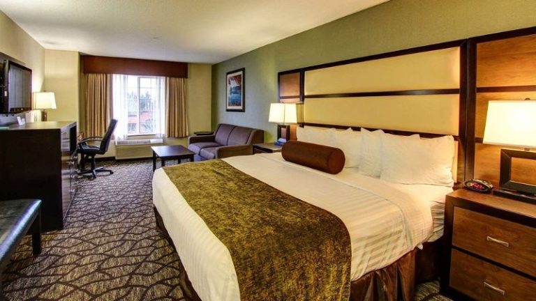 Best Western Plus Vancouver Mall Dr Hotel & Suites