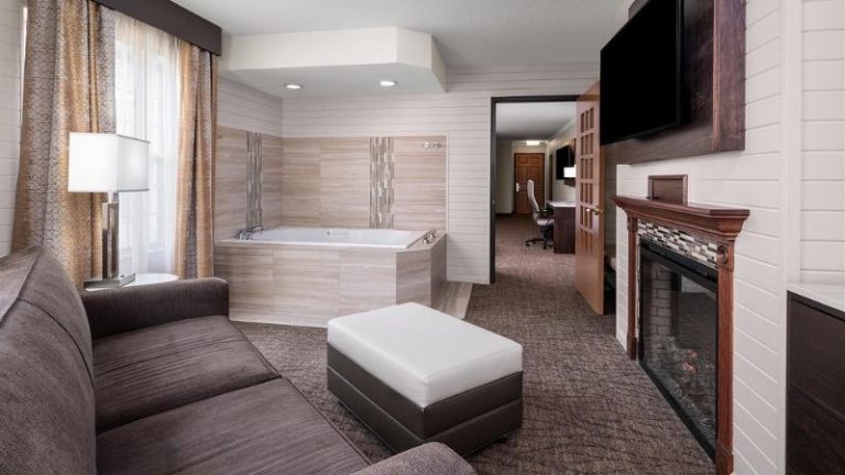 Best Western Premier Bridgewood Resort Hotel