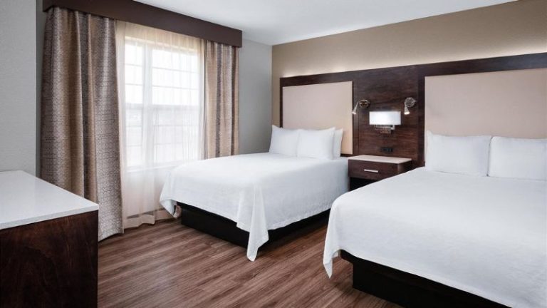 Best Western Premier Bridgewood Resort Hotel