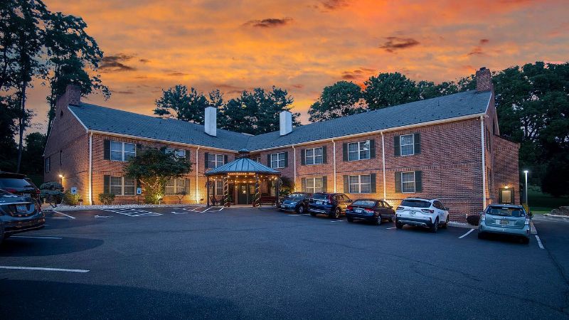 Brandywine River Hotel, room with private jacuzzi, photo 6